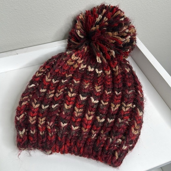 Collection Eighteen Pom Knit Beanie Red & Cream One Size - Picture 1 of 3